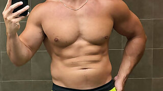 32 Bisexual Bodybuilder Peter Excalibur peterexcalibur Onlyfans leaked