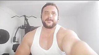 🔥Super sexy muscle daddy💛 beefymuscle.com