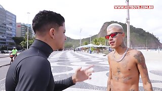 Arriba Y Adentro