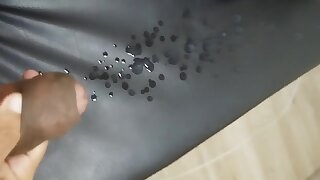 Uncut Black Spray load