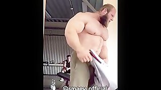Massive Musclegod