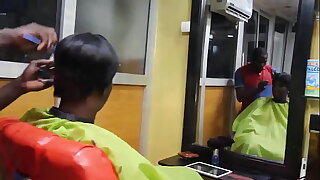 Salvador Gomez one of the best porn actors on the African scene decides to fuck the young Ugandan Latifa in the middle of a massage session in a beauty salon it's great this work session let's admire