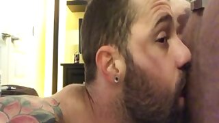 2 MUSCLE BEARS FUCK ON A SLING PART2