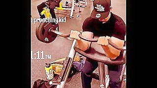 King Carlos the Bully's Big Beautiful BICEPS