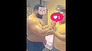 Musclebear massage
